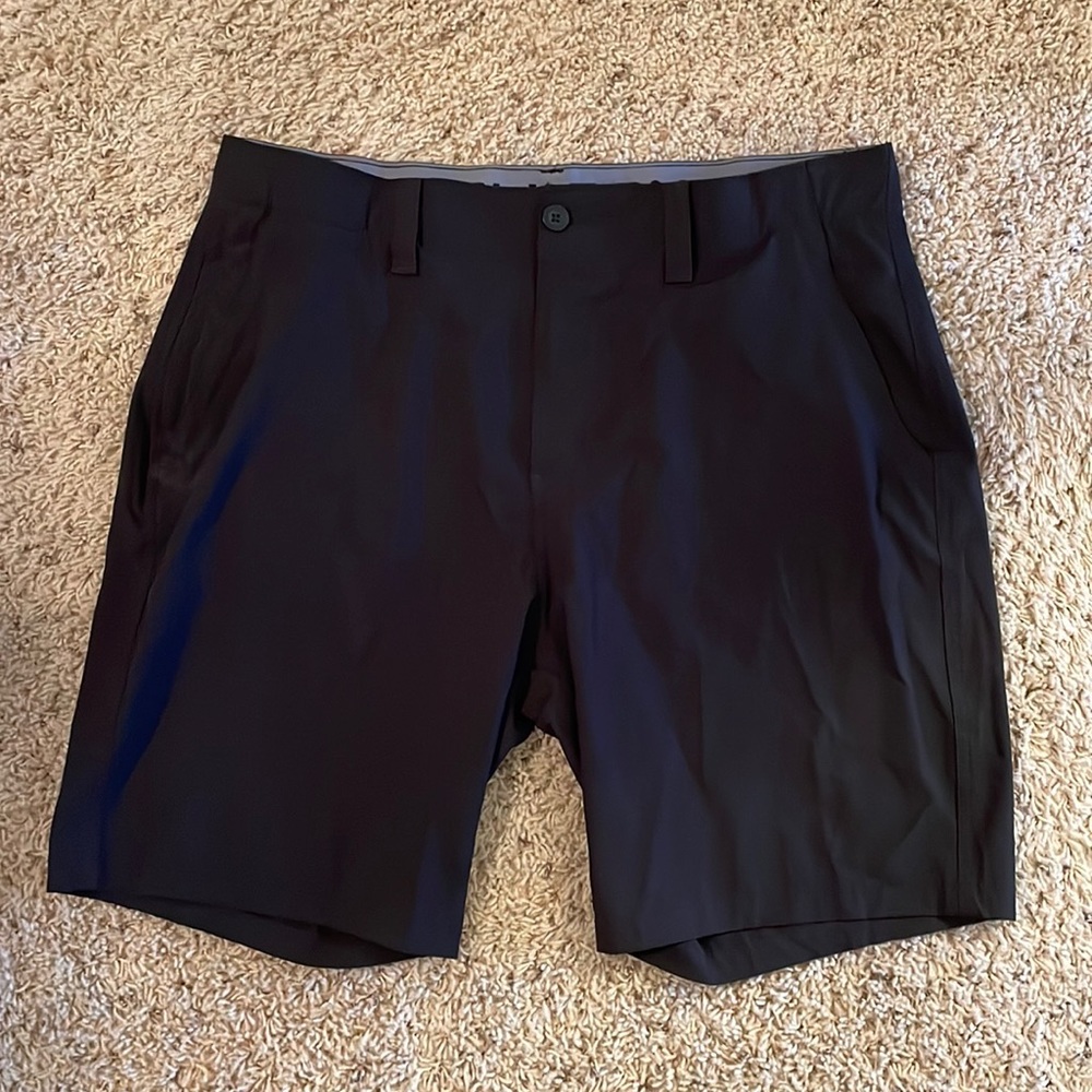 Men’s DENALI dress shorts